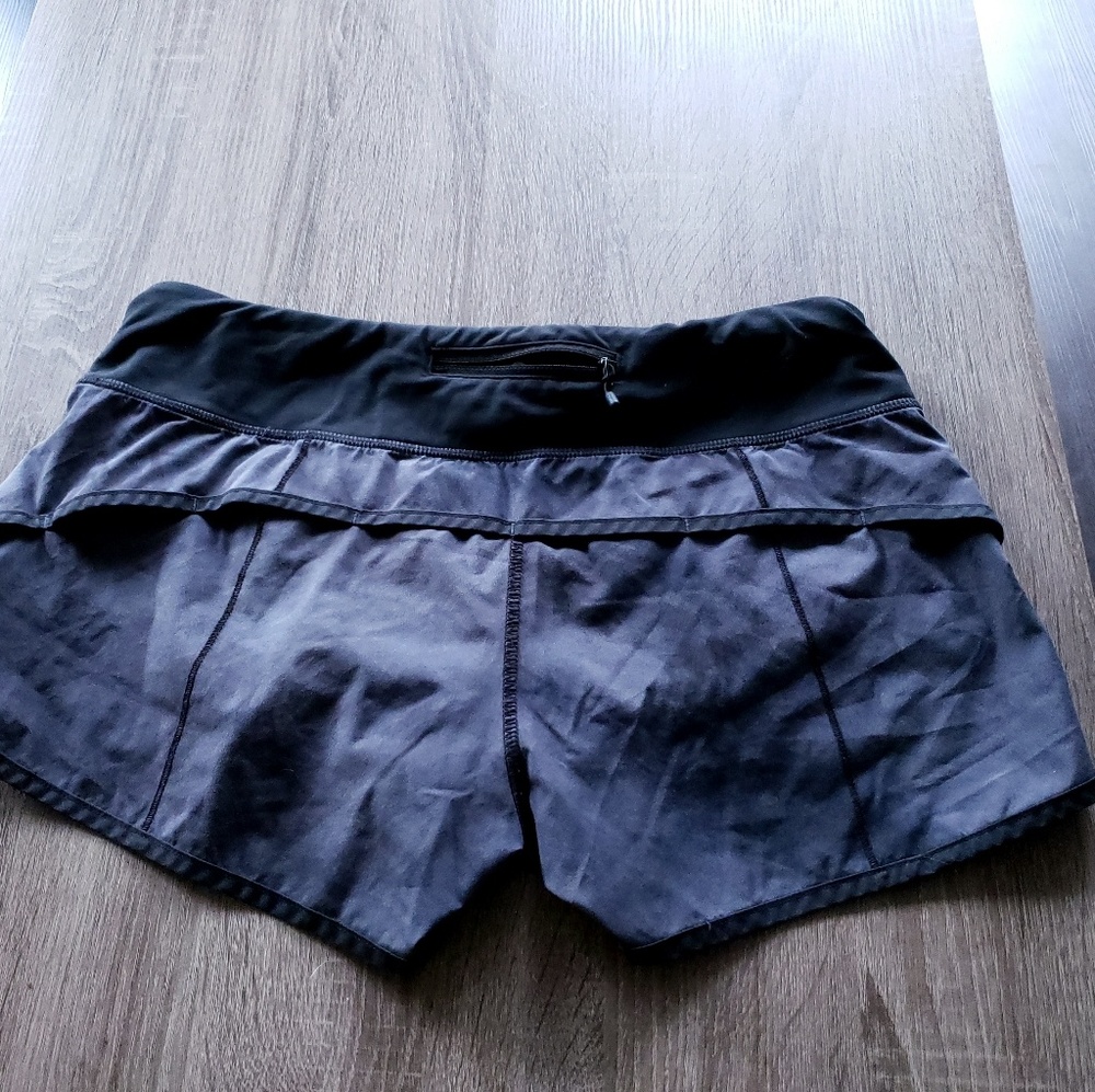 Lululemon shorts (8)